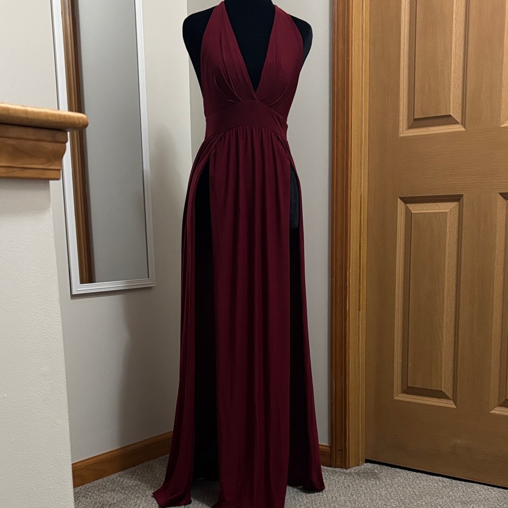 Windsor Deep Red Backless Maxi Dress